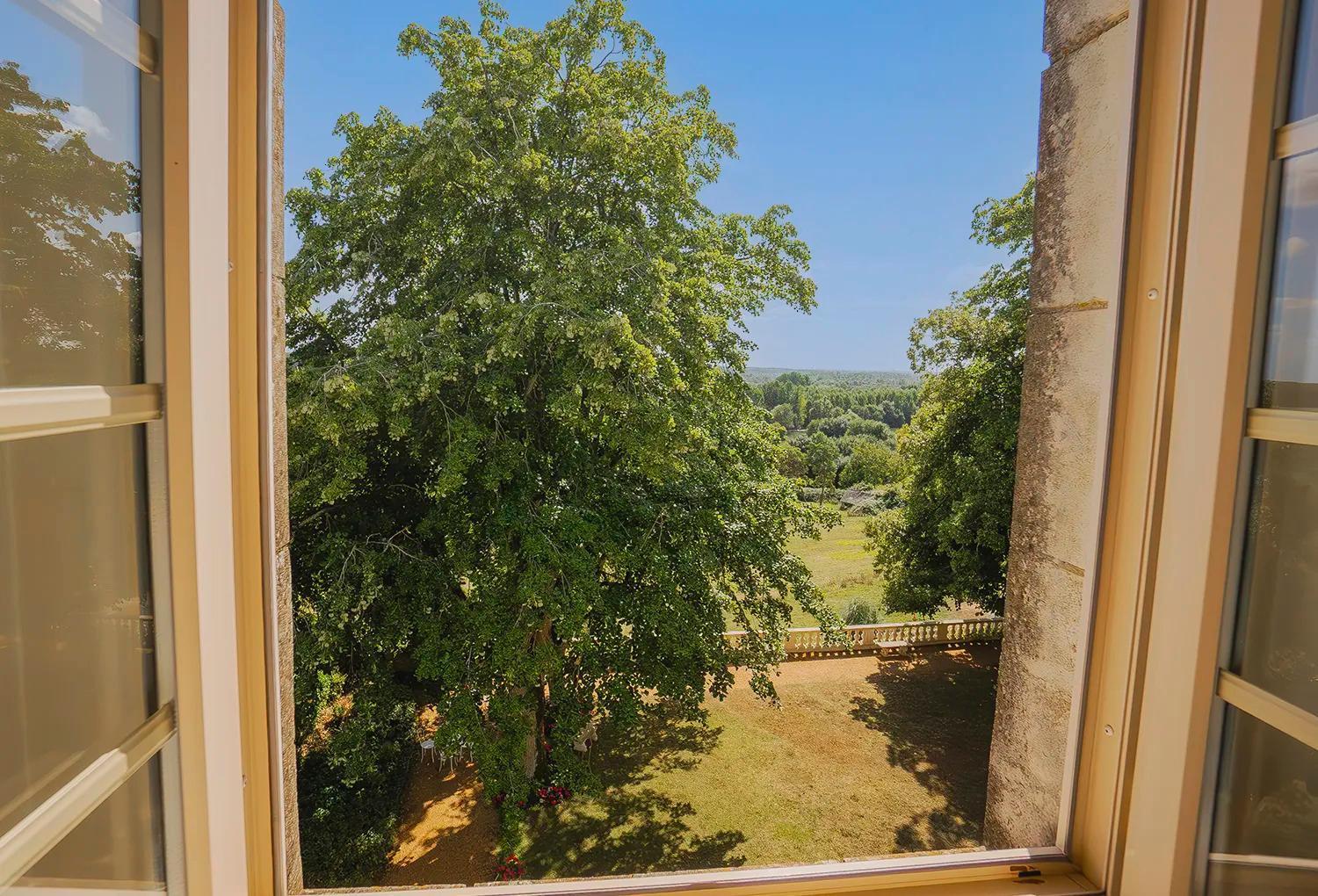 Chateau De Noirieux Briollay Exterior photo